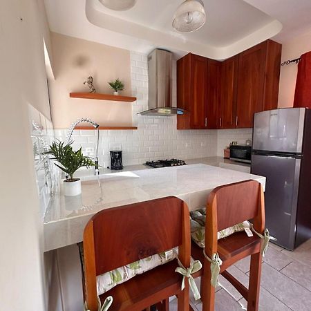 Hotel Amira Puerto Carrillo Kültér fotó