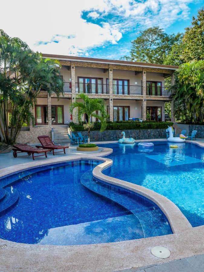 Hotel Amira Puerto Carrillo Kültér fotó
